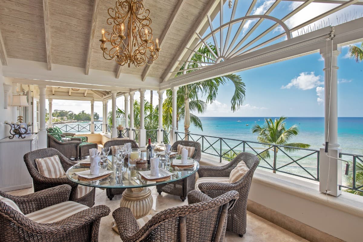 Schooner Bay 307, The Lookout