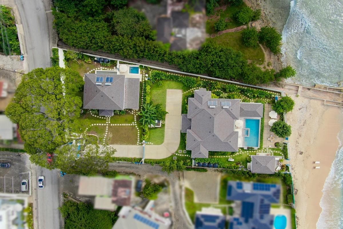 Kaiso & Kai Beachfront Villa
